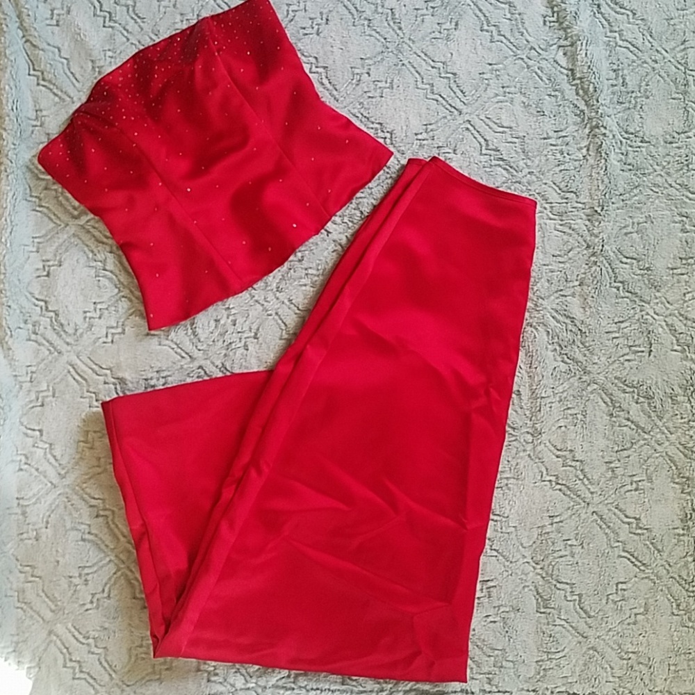•Red dress•